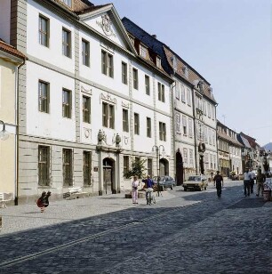 Heiligenstadt. Deutsches Haus. Schrägansicht der Hauptfassade
