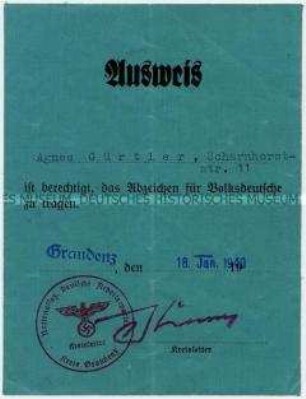 Ausweis zur Berechtigung des Tragens des Abzeichens für Volksdeutsche - Personenkonvolut
