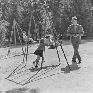 Im Stadtpark von Plowdiw. Kinderspielplatz