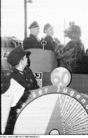 Dresden. Bahnhof. Kompass-Fest der FDJ, 1958/59