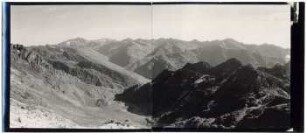 Panorama von Curahuasi gegen das Chuchu-Gebirge