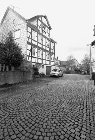 Wohnhaus; Kaufungen, Dorfstraße 33