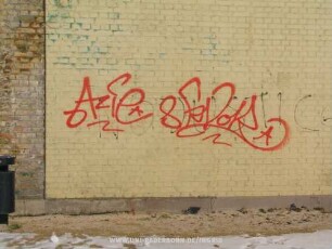 Azie* & FaVoR*