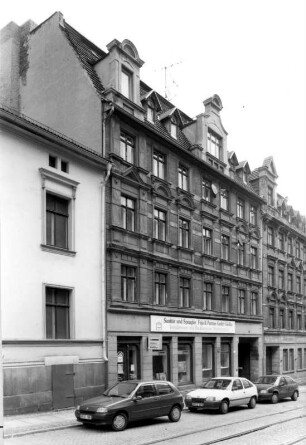 Görlitz, Bautzener Straße 56. Wohnhaus mit Laden (um 1890). Straßenansicht