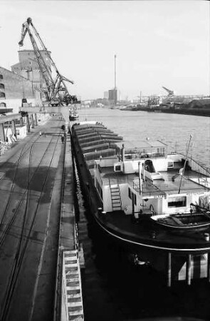 Karlsruhe: Rheinhafen vom Kran aus
