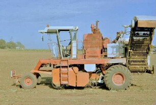 Selbstfahrender Rodelader KS 6 W