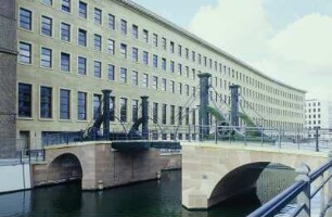 Jungfernbrücke Berlin- Mitte