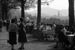 Freiburg i. Br.: Gartenlokal Jägerhäusle