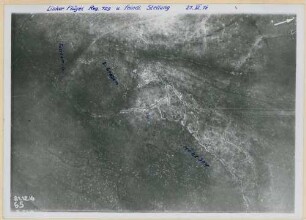 Foto feindlicher Stellungen am linken Flügel des Regiments 109 nordwestlich von Esnes-en-Argonne (Luftbild)