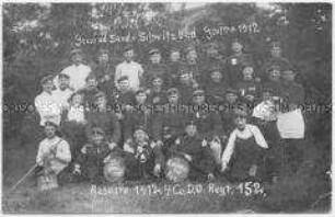 Erinnerungsfoto des Reserve-Regiments 152