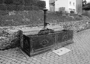 Brunnen; Grävenwiesbach, Hauptstraße (K759)