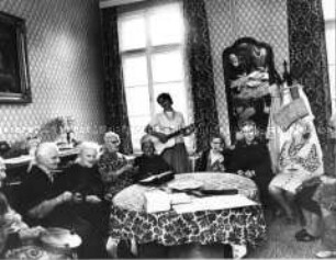Musiktherapie in der Altenbetreuung (St.Elisabeth-Stiftung Berlin)