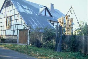 Werkstatt eines Bildhauers mit Arbeiten