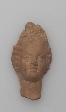 Aphrodite im Halbrelief (Köpfchen aus hell rotbraunem Ton)
