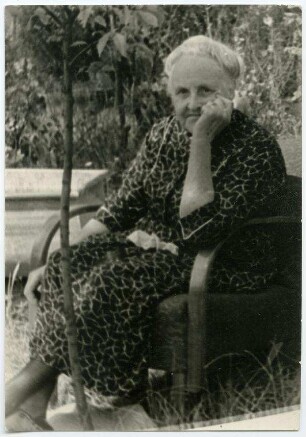 Dehio, Asta Kitty Bertha Ernestine, geb. Baroness von Maydell