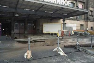 Dresden-Altstadt. Hauptbahnhof. Empfangsgebäude. Haupteingang
