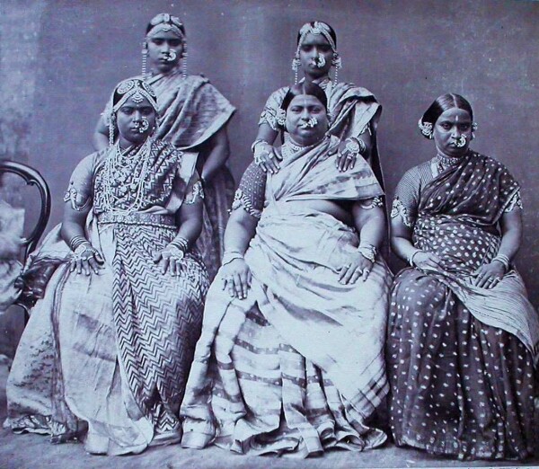 Hindu women in festive jewellery, Madras