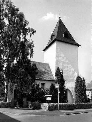 Ehemalige evangelische Pfarrkirche; Ehringshausen, Ulmer Straße 4