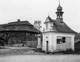 Heidemühl bei Hirschberg am See : Fachwerkhaus einer Wassermühle und Kapelle des Heiligen Valentin