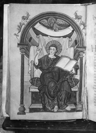 Ada-Handschrift (Codex Aureus) — Evangelist Johannes, Folio 127verso