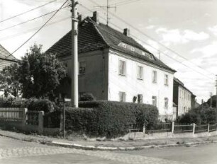 Dresden-Briesnitz, Marktweg 6/Ecke Sonnenlehne. Wohnhaus (um 1925)