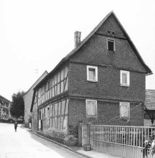 Fachwerkwohnhaus; Büdingen, Burgstraße 7