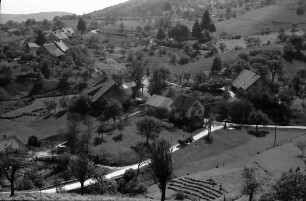 Endenburg: Landschaft, Talblick von oben