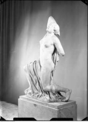 Statue einer verwundeten Niobide