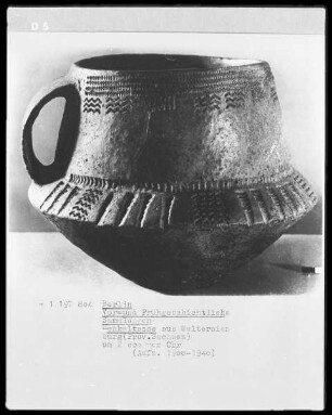 Henkeltasse aus Walternienburg