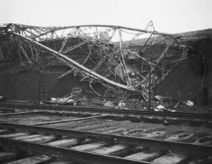 Tagebau Böhlen (heute Tagebau Zwenkau). Abraumbrücke, Einstieg