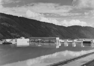 Staustufe Jochenstein/Donau