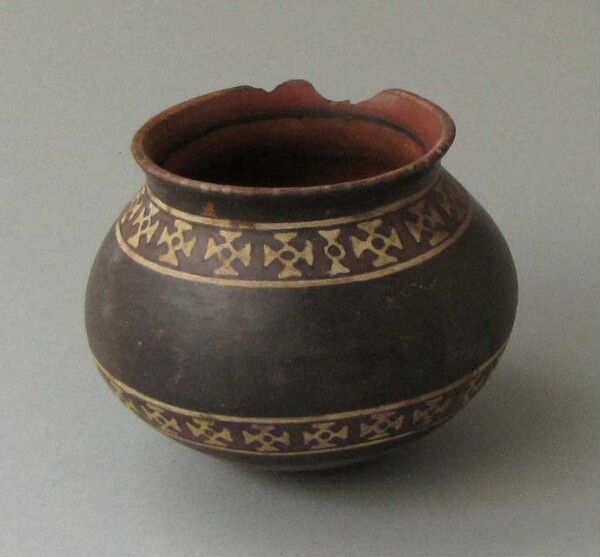 Clay vessel