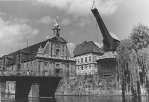 Hansestadt Lüneburg. Alter Hafen mit Kran