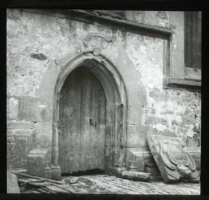 Spitalkirche, Portal