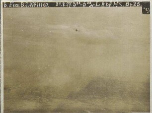 Luftkampf mit Fokker - von hinten anfliegend (1300 m)
