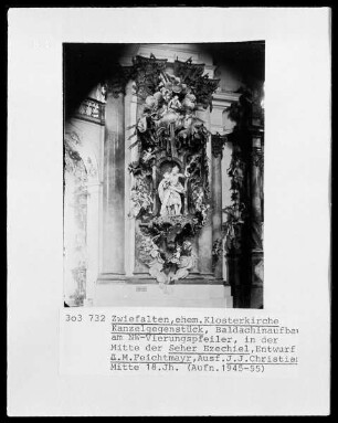 Kanzelgegenstück mit Seher Ezechiel in der Mitte