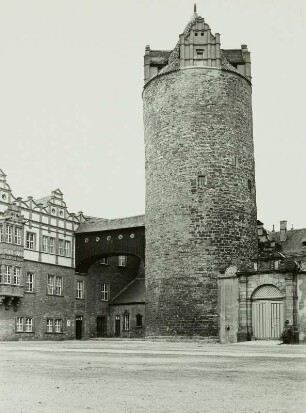 Bernburg, Schloss Bernburg, Bergfried