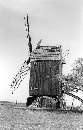 Colbitz. Lindemanns Mühle, Bockmühle, Baujahr 1861 (1992 umgesetzt)