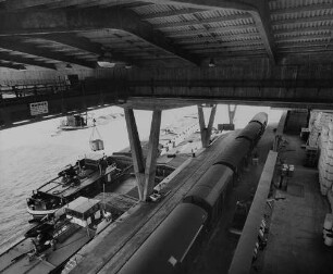 Archivfotografie "staedte_ludwigshafen_hafen_7653"