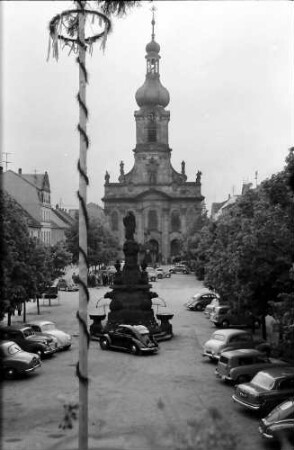 Rastatt: Pfarrkirche vom Balkon des Rathauses