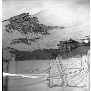 Negativ: Ruine, Kurfürstenstraße 154, 1951
