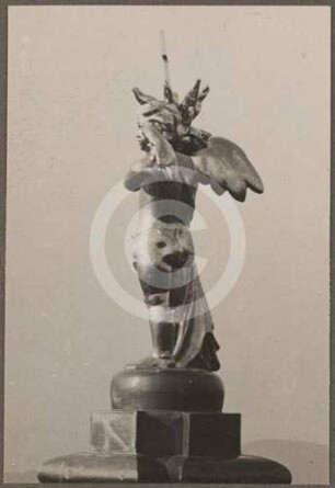 Engelfigur auf dem Nordturm der Klosterkirche Grüssau
