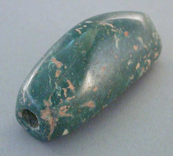 Stone bead