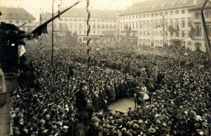 Rückkehr der Leibgrenadiere. Ankunft am Marktplatz