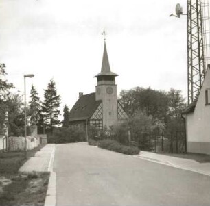 Willmersdorf (Kreis Cottbus). Dorfkirche (1938; H. Palm). Ansicht von Nordosten