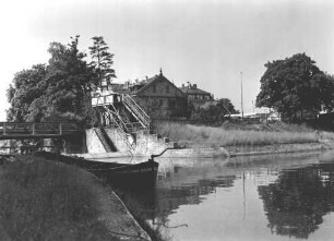Staustufe Schweinfurt/Main, Straßenbrücke