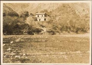 Río San Juan del Oro. Siedlung am Talhang