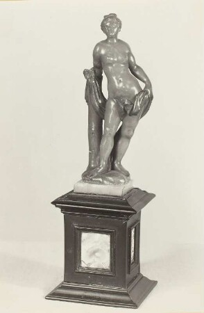 Weibliche Figur (Diana)