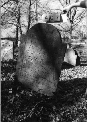 Grabstein 407