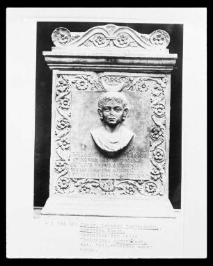 Grabaltar der Julia Victorina